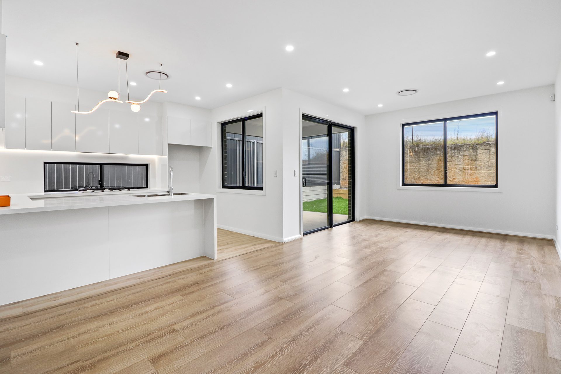 Hampton 28 — Middleton Grange